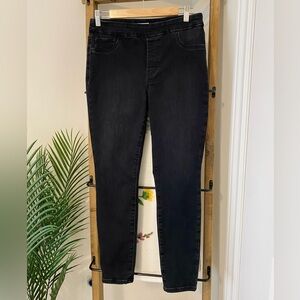 Reitmans Women's Black Pull On Skinny Jeans